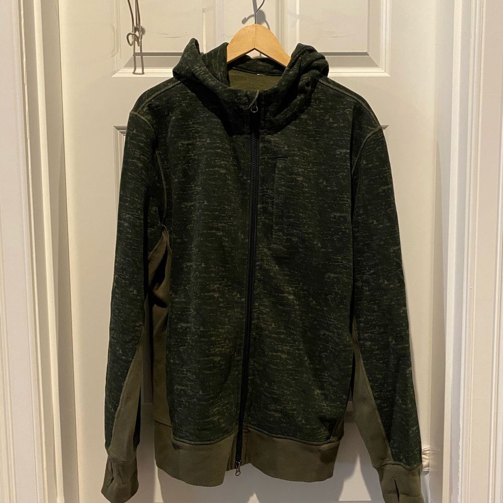 Lululemon zip